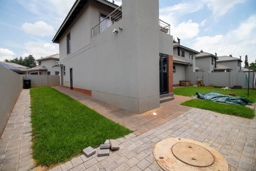3 Bedroom Property for Sale in Brentwood Park AH Gauteng