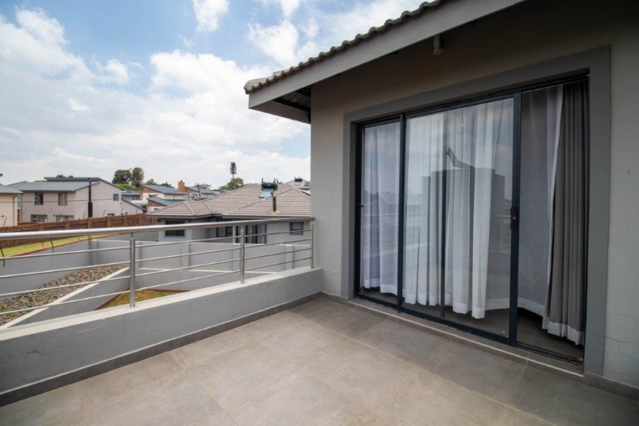 3 Bedroom Property for Sale in Brentwood Park AH Gauteng