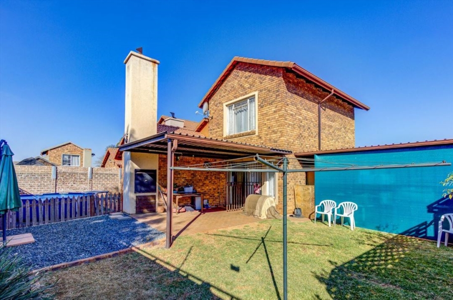 3 Bedroom Property for Sale in Pomona Gauteng