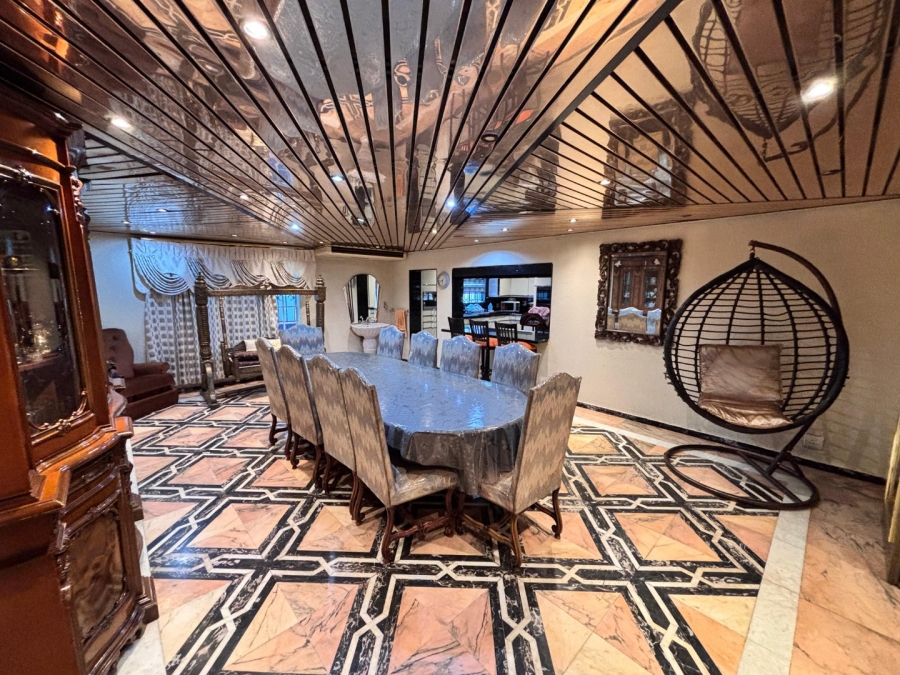 6 Bedroom Property for Sale in Laudium Gauteng