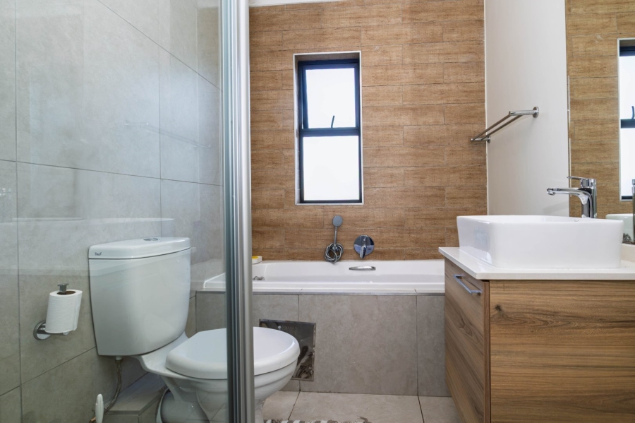 3 Bedroom Property for Sale in Modderfontein Gauteng