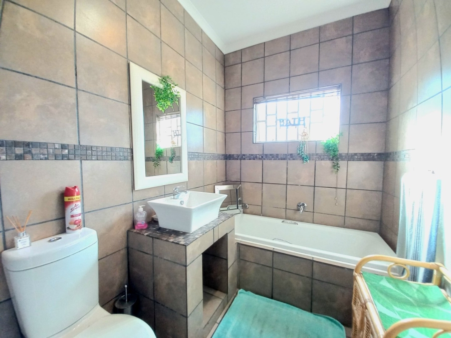 3 Bedroom Property for Sale in Fishers Hill Gauteng