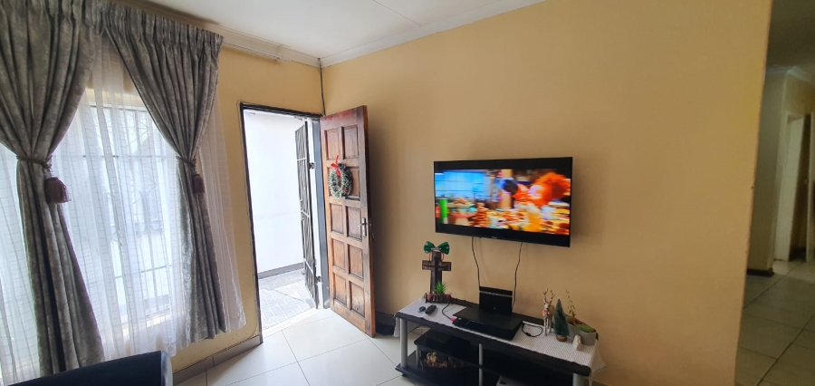 4 Bedroom Property for Sale in Ennerdale Gauteng