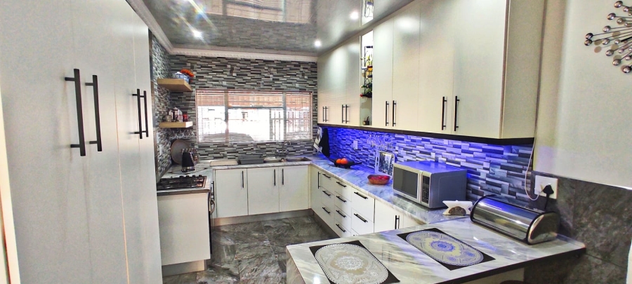 3 Bedroom Property for Sale in Vanderbijlpark CE 3 Gauteng