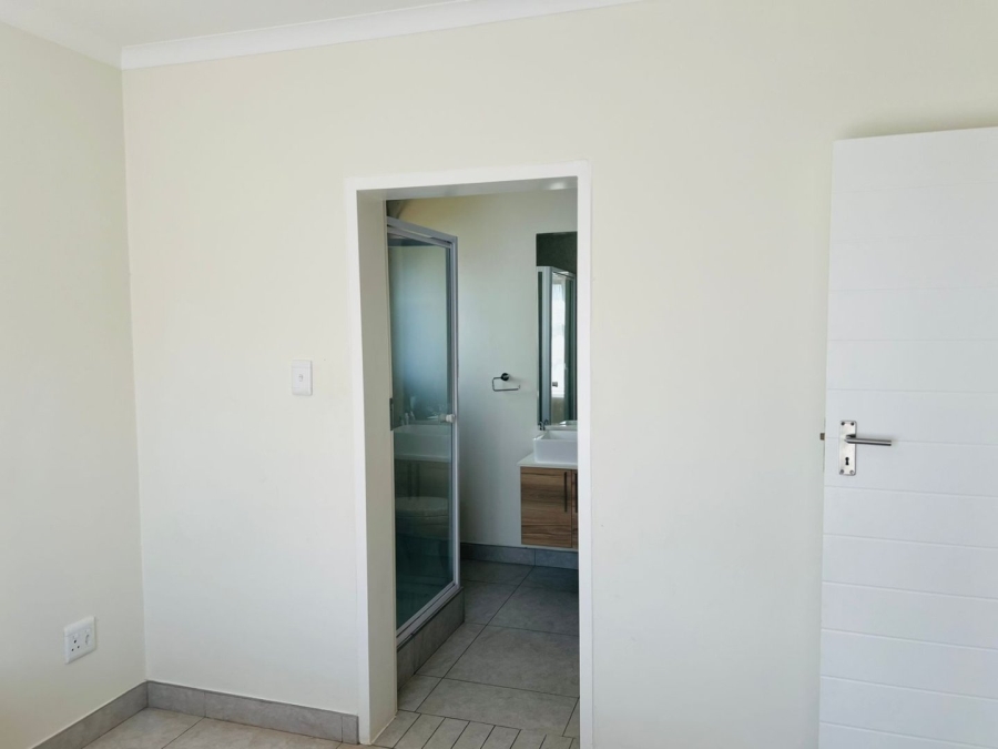 1 Bedroom Property for Sale in Modderfontein Gauteng
