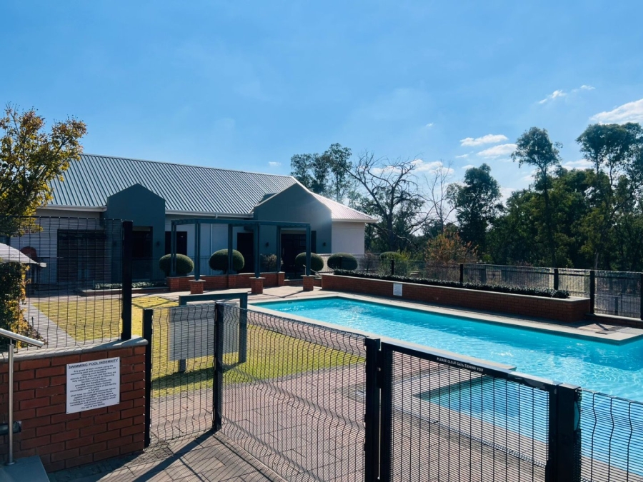 1 Bedroom Property for Sale in Modderfontein Gauteng