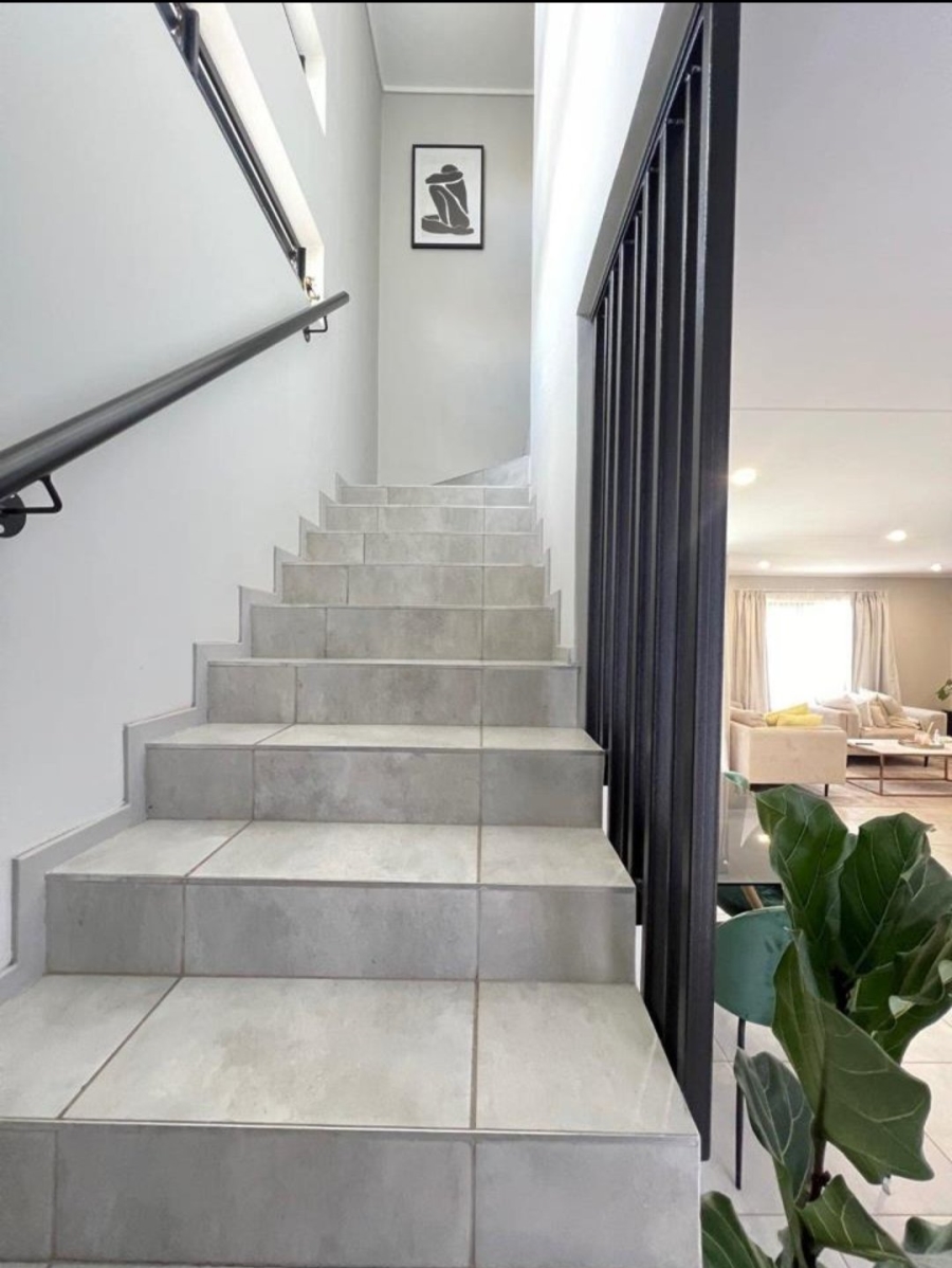 3 Bedroom Property for Sale in Amberfield Heights Gauteng
