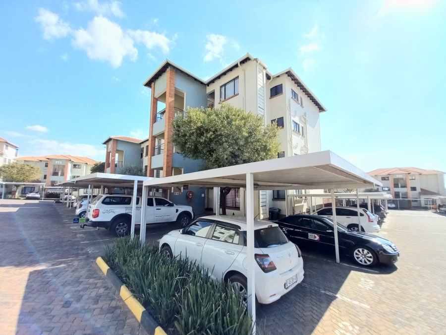 2 Bedroom Property for Sale in Greenstone Hill Gauteng
