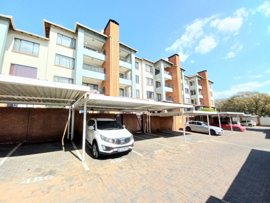 2 Bedroom Property for Sale in Greenstone Hill Gauteng