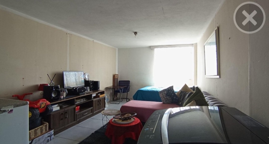 2 Bedroom Property for Sale in Pretoria West Gauteng