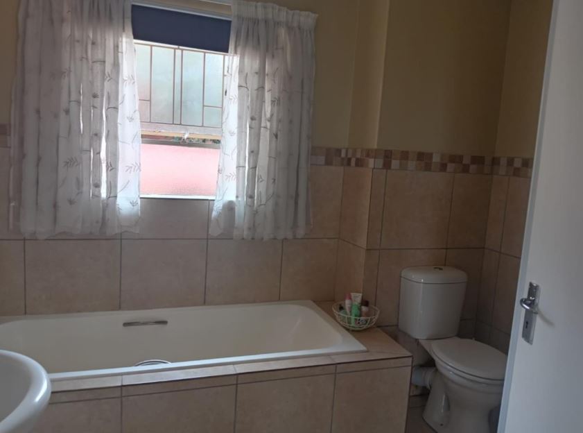 2 Bedroom Property for Sale in Primrose Hill Gauteng