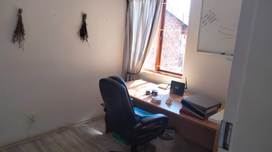 3 Bedroom Property for Sale in Hennopspark Gauteng