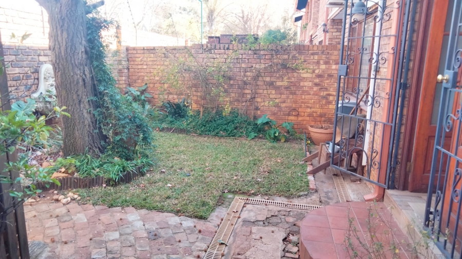 3 Bedroom Property for Sale in Hennopspark Gauteng