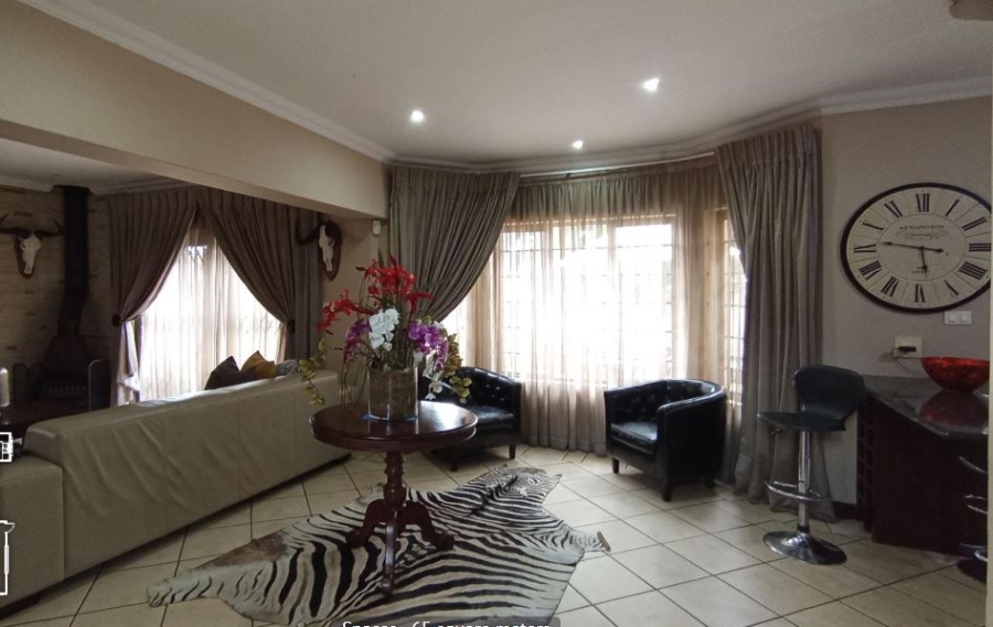 4 Bedroom Property for Sale in Wierda Park Gauteng