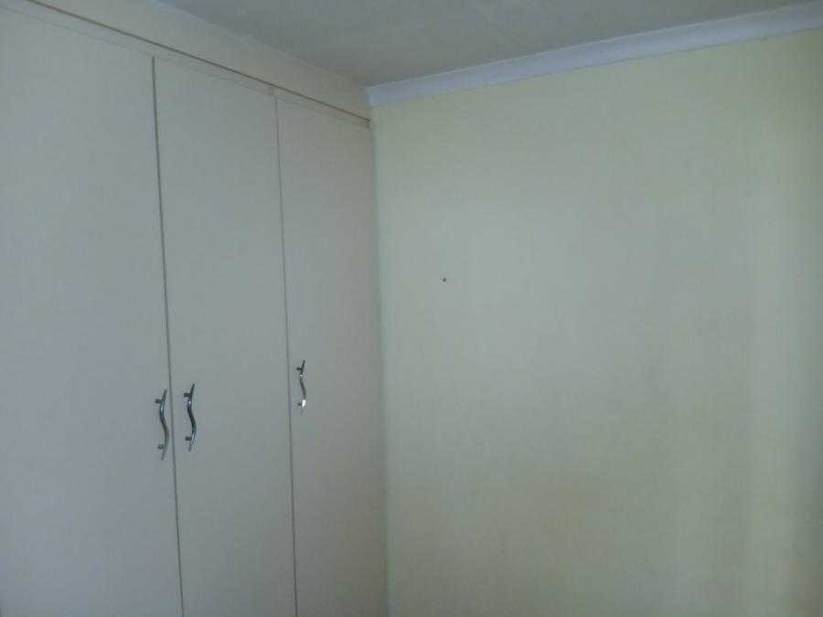2 Bedroom Property for Sale in Pretoria West Gauteng