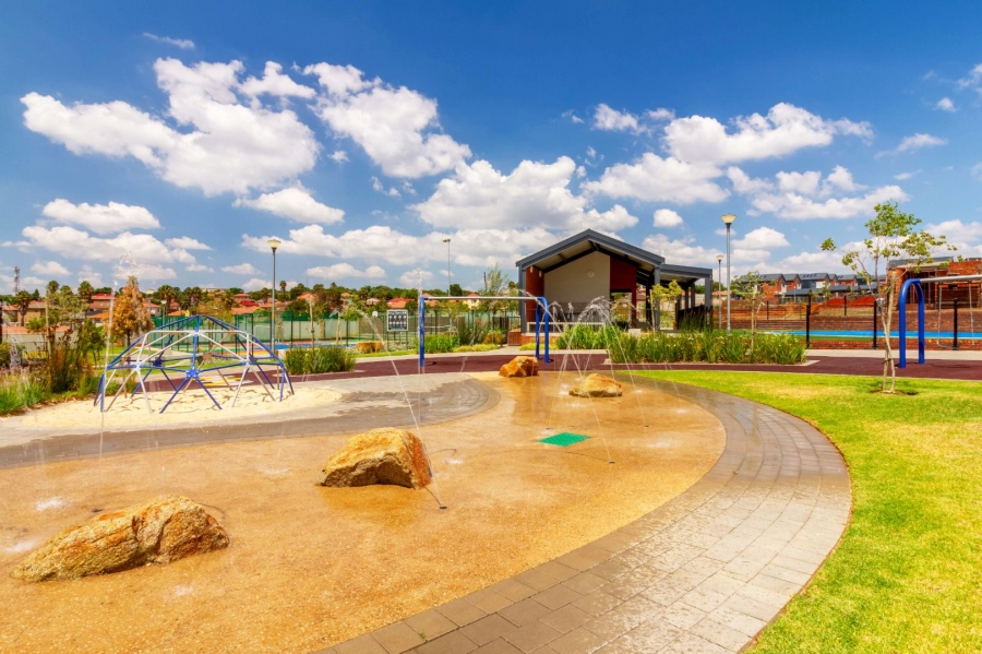 4 Bedroom Property for Sale in Zandspruit Gauteng