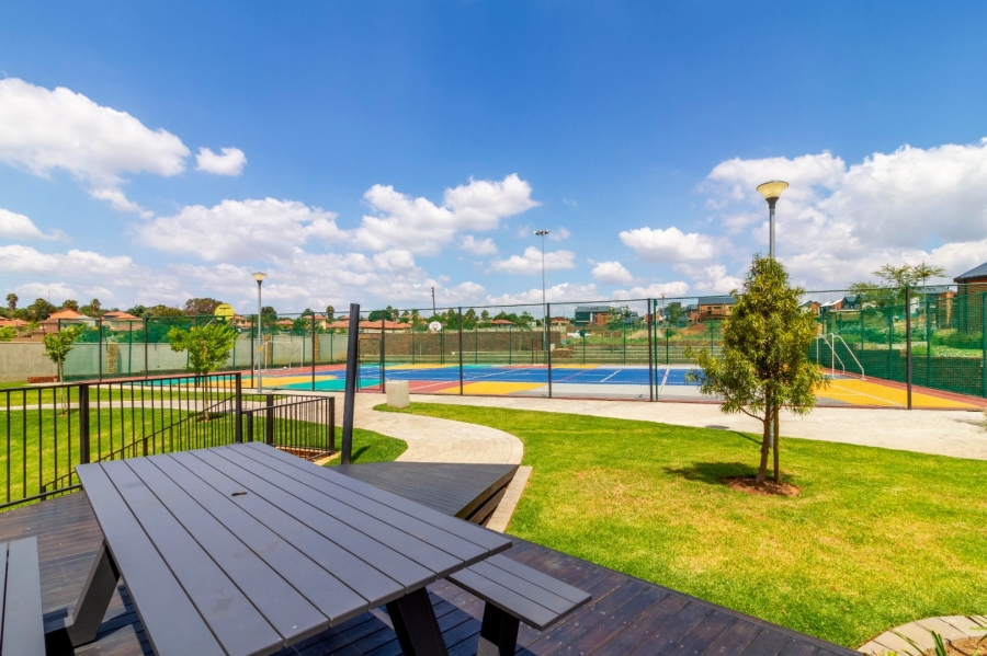 4 Bedroom Property for Sale in Zandspruit Gauteng