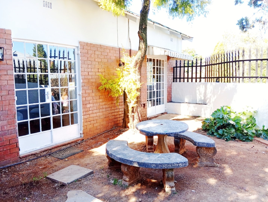 To Let 1 Bedroom Property for Rent in Auckland Park Gauteng