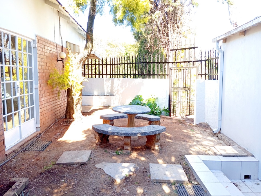 To Let 1 Bedroom Property for Rent in Auckland Park Gauteng