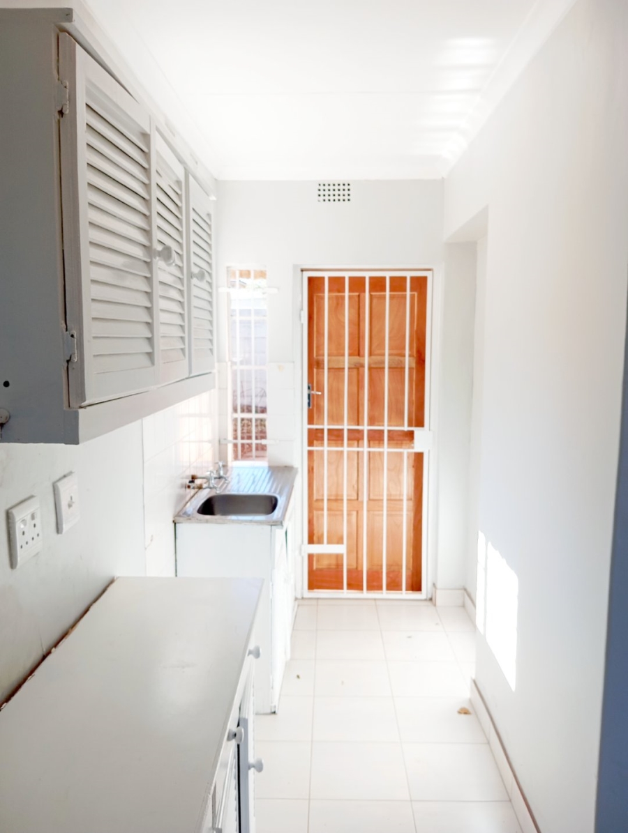 To Let 1 Bedroom Property for Rent in Auckland Park Gauteng