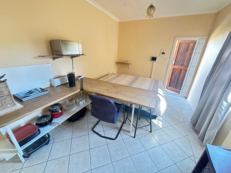 To Let 1 Bedroom Property for Rent in Zwartkop Gauteng
