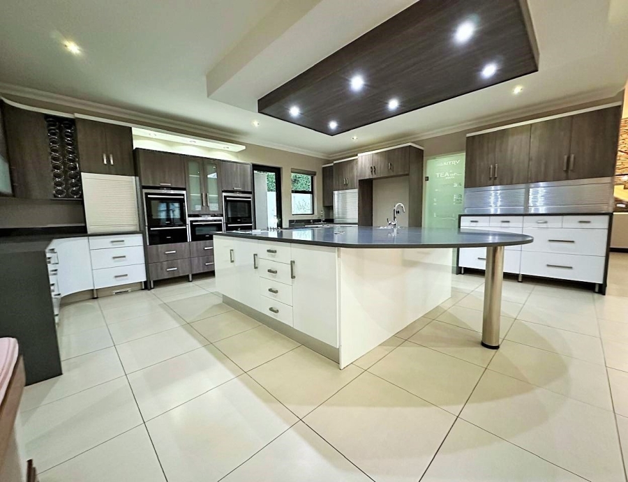 5 Bedroom Property for Sale in Midlands Estate Gauteng
