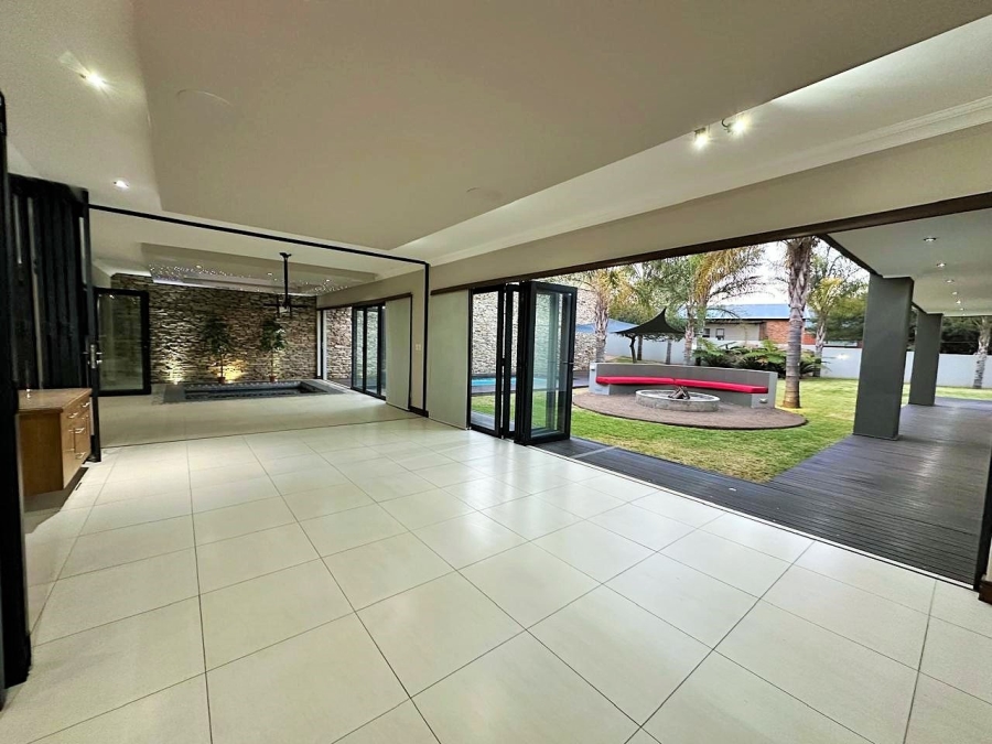 5 Bedroom Property for Sale in Midlands Estate Gauteng