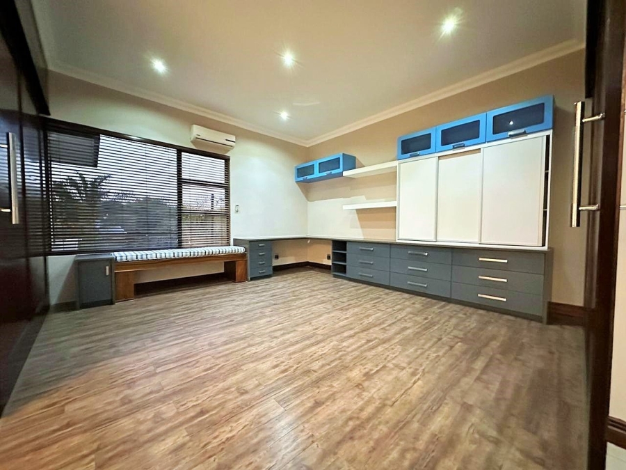 5 Bedroom Property for Sale in Midlands Estate Gauteng