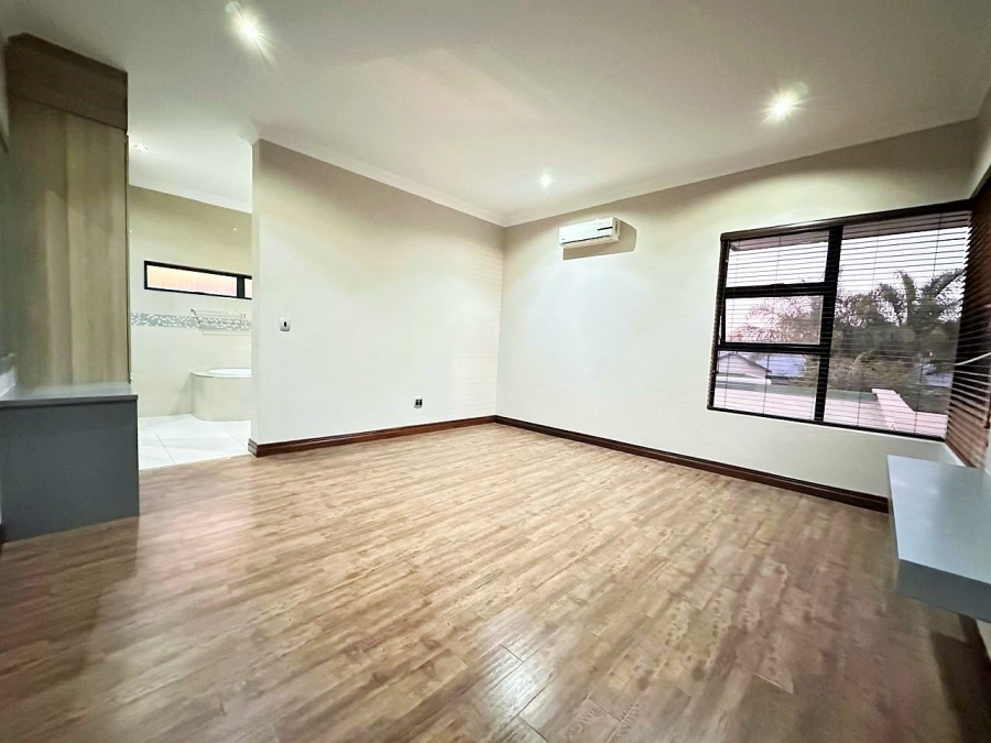 5 Bedroom Property for Sale in Midlands Estate Gauteng