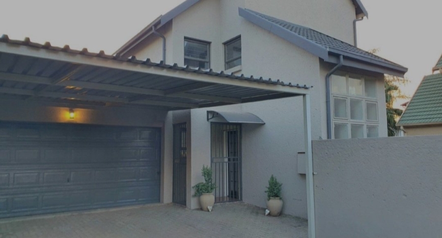 3 Bedroom Property for Sale in Verwoerdpark Gauteng