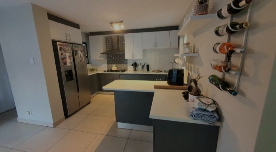 3 Bedroom Property for Sale in Verwoerdpark Gauteng