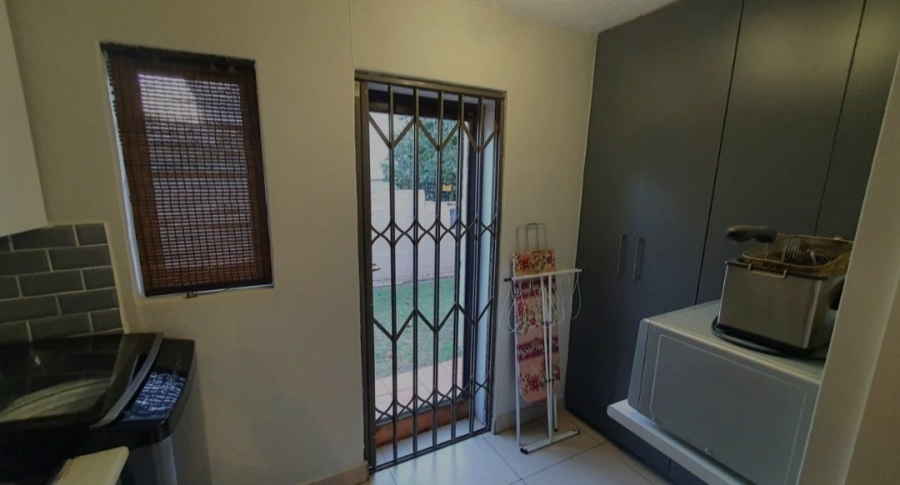 3 Bedroom Property for Sale in Verwoerdpark Gauteng