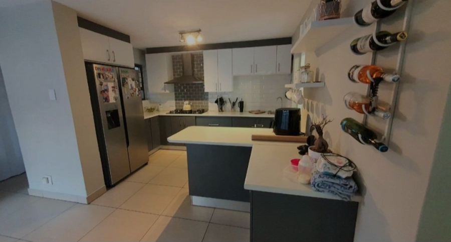 3 Bedroom Property for Sale in Verwoerdpark Gauteng