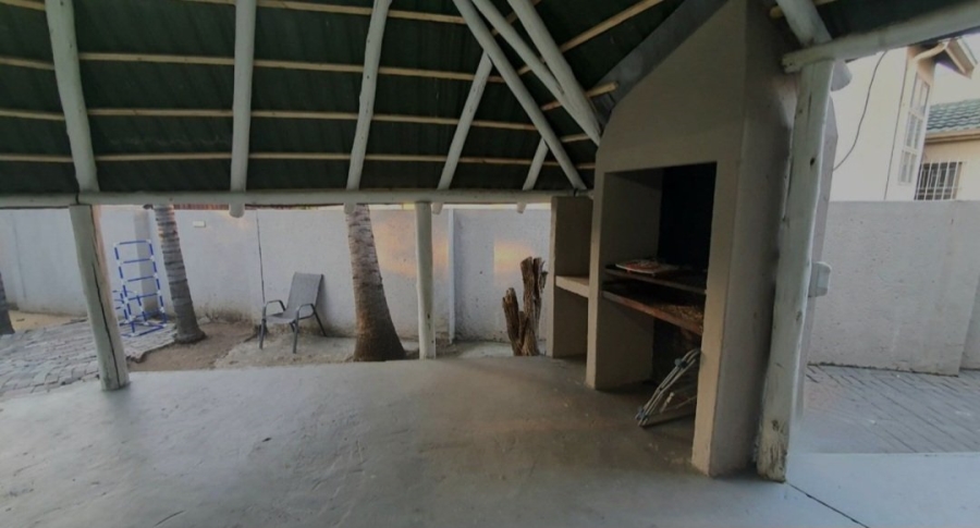 3 Bedroom Property for Sale in Verwoerdpark Gauteng