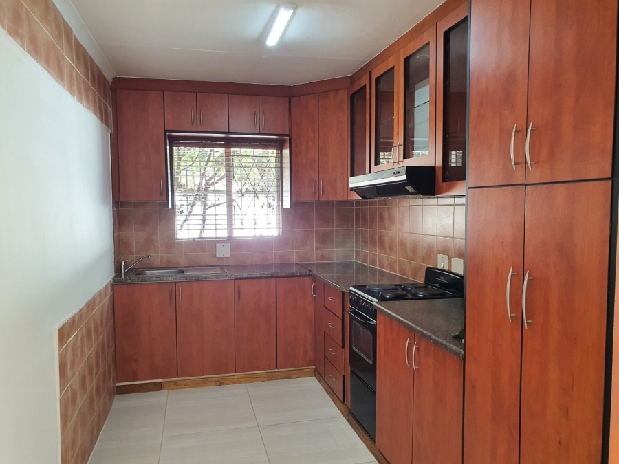 To Let 1 Bedroom Property for Rent in Bloubosrand Gauteng