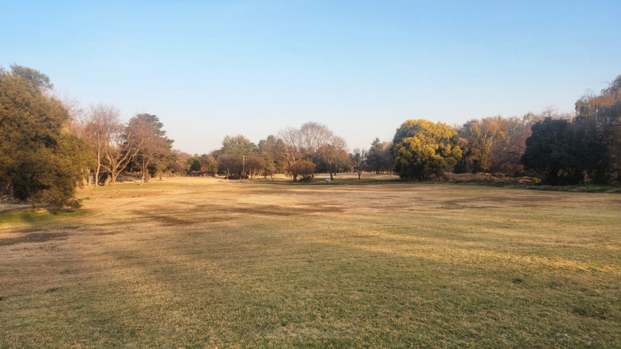  Bedroom Property for Sale in Clubview Gauteng