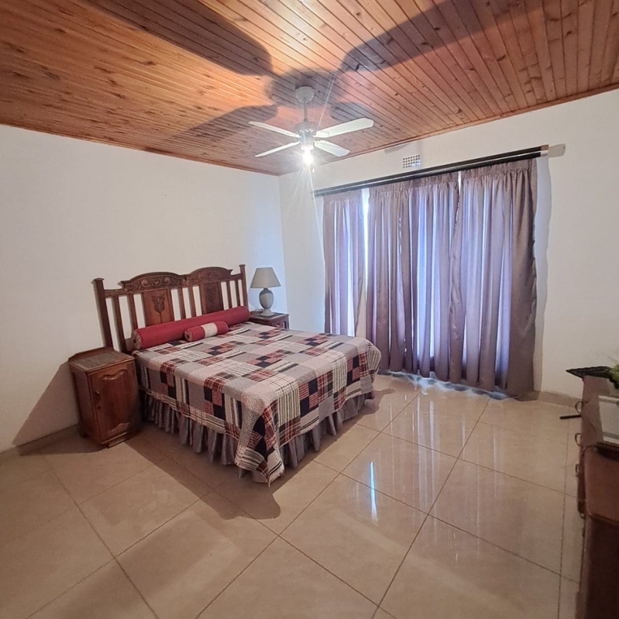 5 Bedroom Property for Sale in Vaal Marina Gauteng