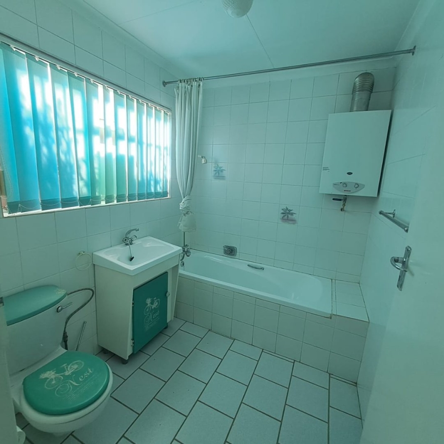 5 Bedroom Property for Sale in Vaal Marina Gauteng