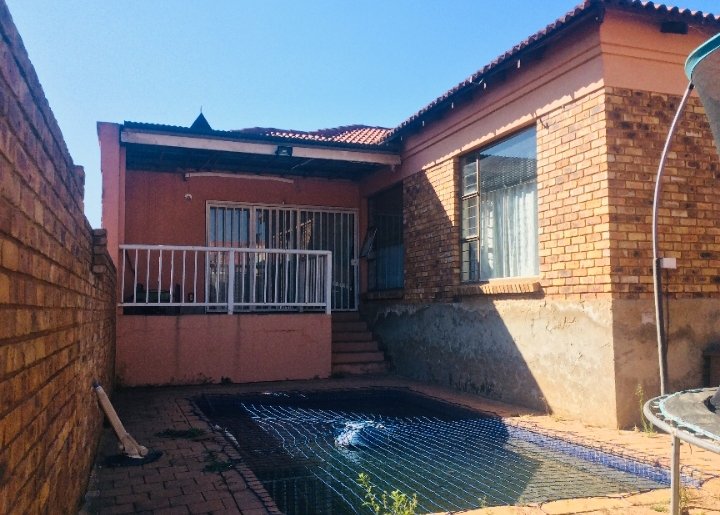 3 Bedroom Property for Sale in Elandshaven Gauteng