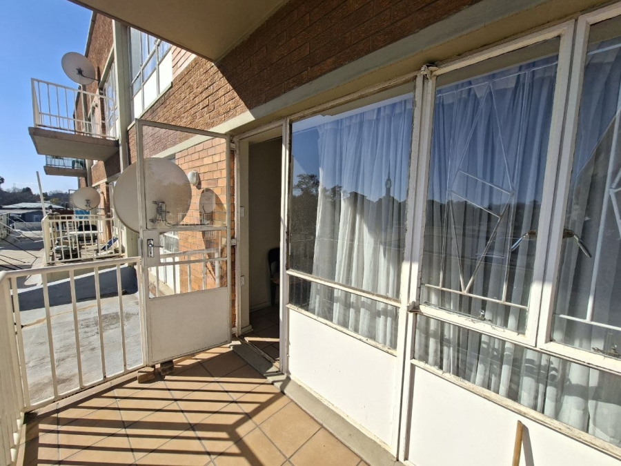 2 Bedroom Property for Sale in Vanderbijlpark SW 5 Gauteng