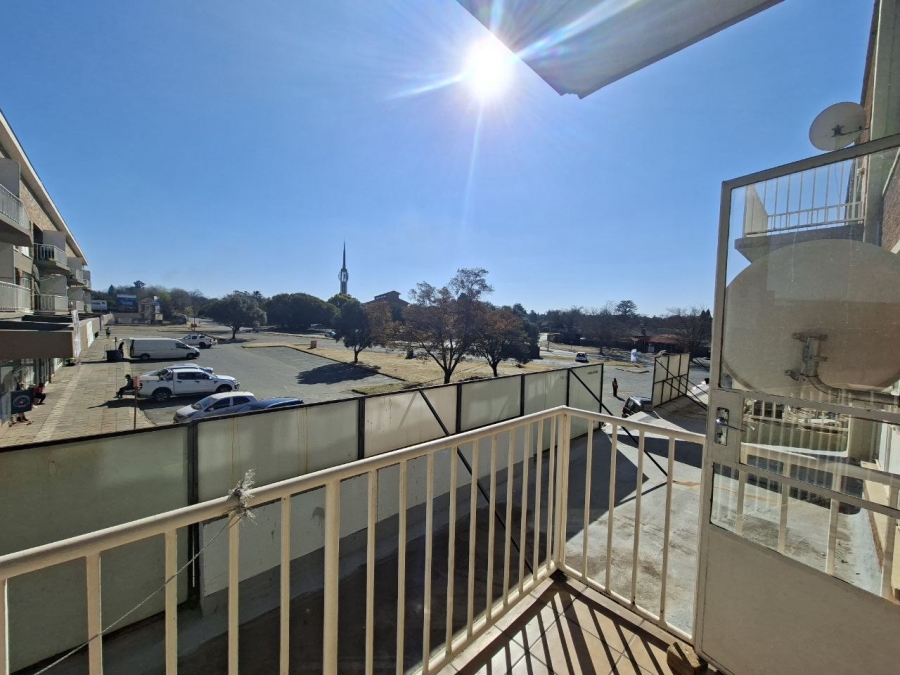 2 Bedroom Property for Sale in Vanderbijlpark SW 5 Gauteng