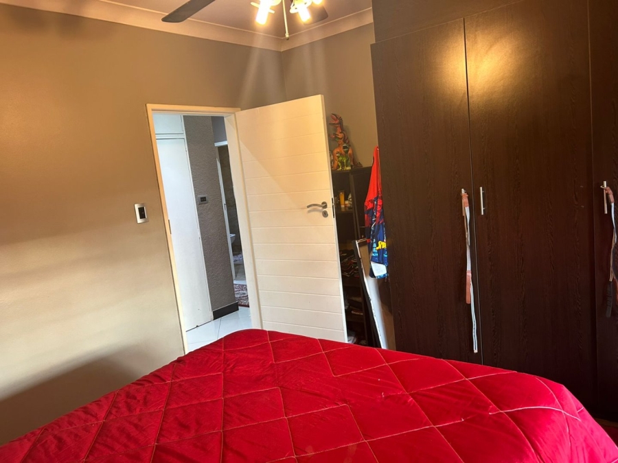 4 Bedroom Property for Sale in Eldoraigne Gauteng
