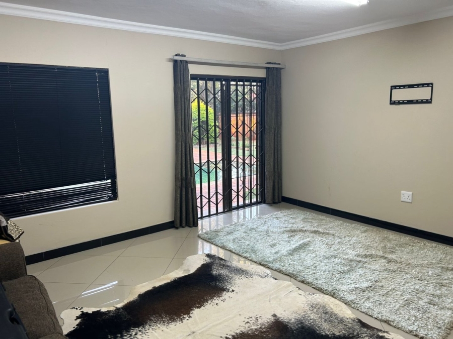 4 Bedroom Property for Sale in Eldoraigne Gauteng