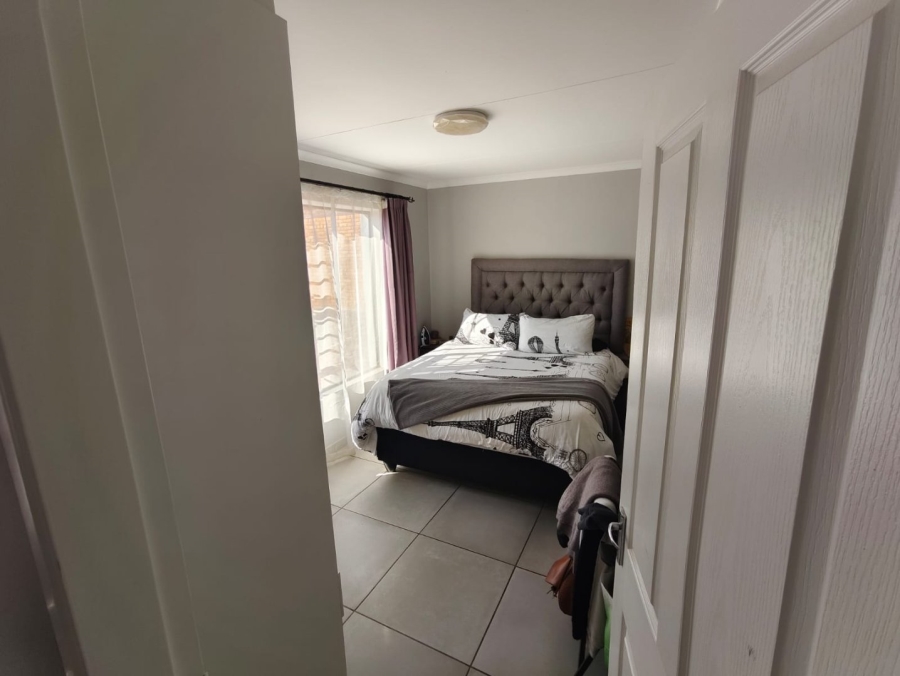 To Let 2 Bedroom Property for Rent in Witfield Gauteng