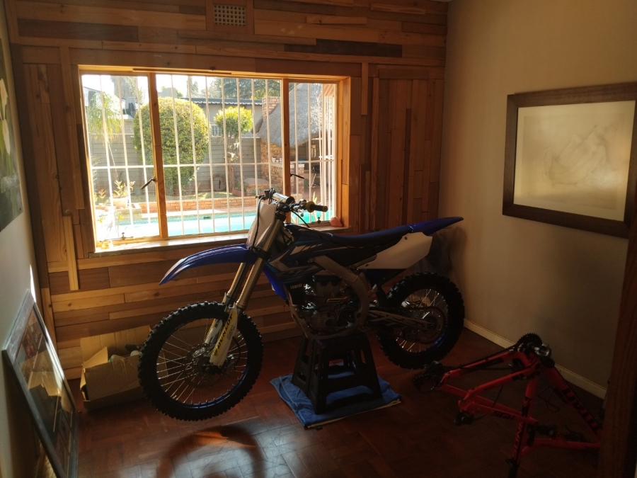 3 Bedroom Property for Sale in Edendale Gauteng