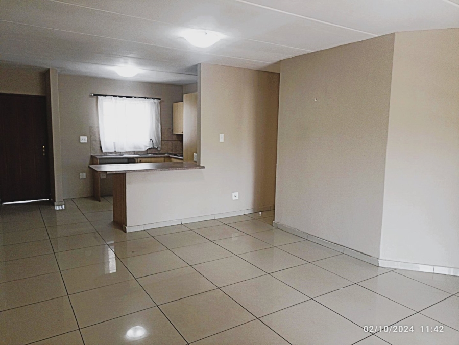 2 Bedroom Property for Sale in Sonneglans Gauteng
