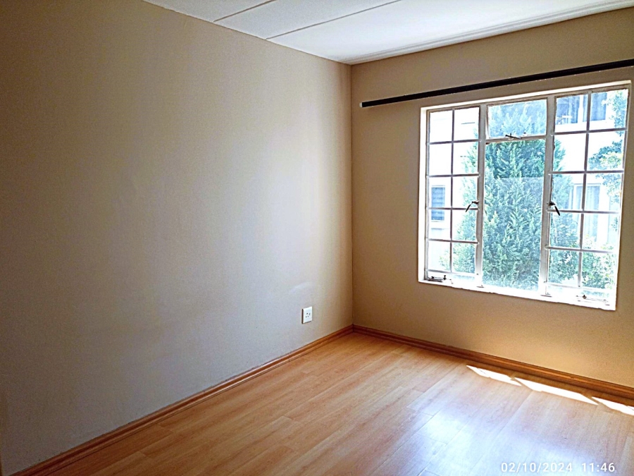 2 Bedroom Property for Sale in Sonneglans Gauteng