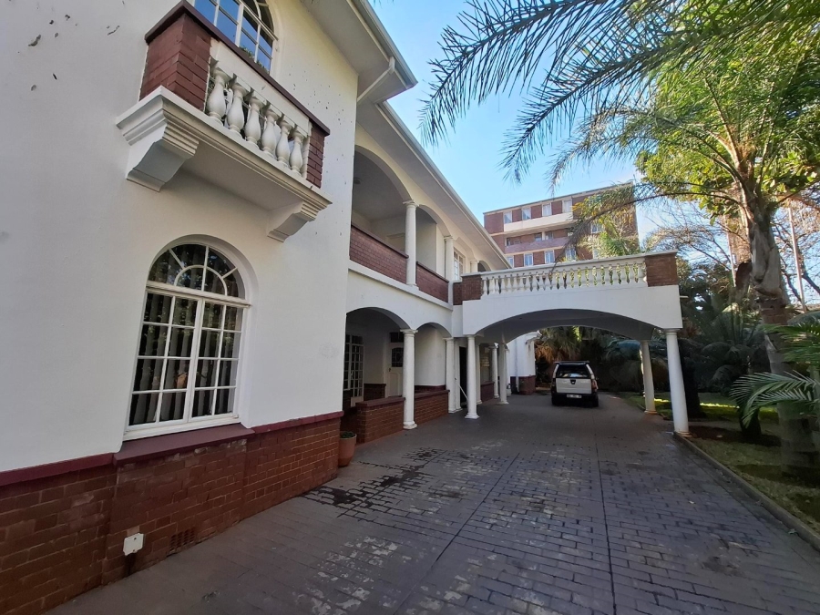  Bedroom Property for Sale in Arcadia Gauteng
