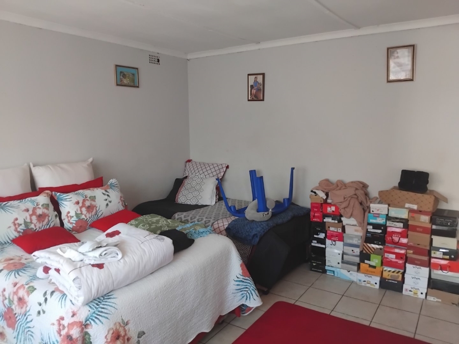 7 Bedroom Property for Sale in Bezuidenhout Valley Gauteng