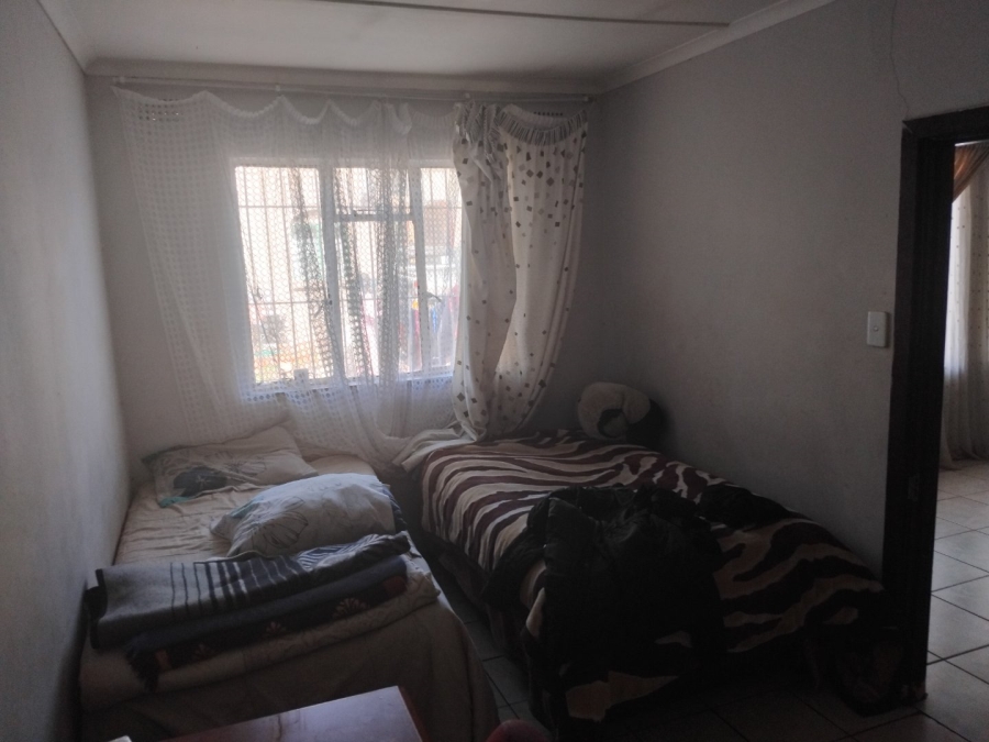 7 Bedroom Property for Sale in Bezuidenhout Valley Gauteng